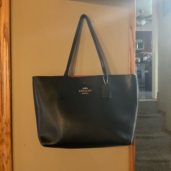 Coach Tote - Picture 2 of 9